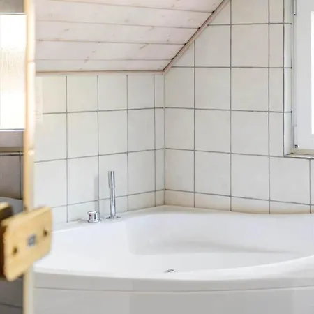 0142-romo-ivigtut-1 *